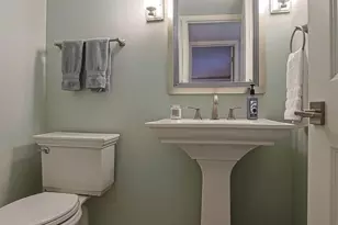 8732 Hollyhock Dr, Springfield Township, OH 45231 - Photo 25