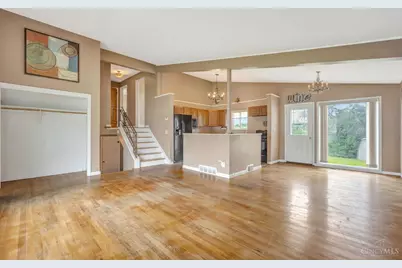3354 Greenway Avenue, Green Township, OH 45248 - Photo 9