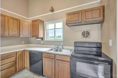 3354 Greenway Avenue, Green Township, OH 45248 - Photo 13