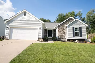 718 Fox Creek Ln, Union Township, OH 45245 - Photo 1
