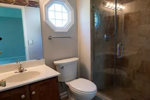 718 Fox Creek Ln, Union Township, OH 45245 - Photo 13