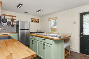 410 N Elm St, Pleasant Township, OH 45121 - Photo 9