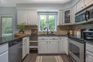 1828 W Tamarron Ct, Clear Creek Township, OH 45066 - Photo 11