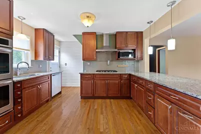 2304 E Galbraith Road, Reading, OH 45237 - Photo 9