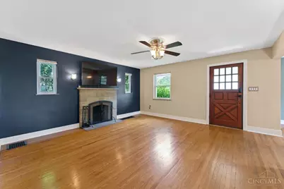 2304 E Galbraith Road, Reading, OH 45237 - Photo 5