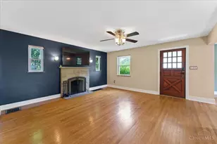 2304 E Galbraith Rd, Reading, OH 45237 - Photo 5