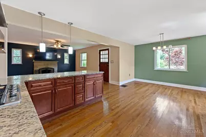 2304 E Galbraith Road, Reading, OH 45237 - Photo 13