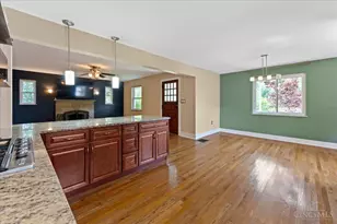 2304 E Galbraith Rd, Reading, OH 45237 - Photo 13