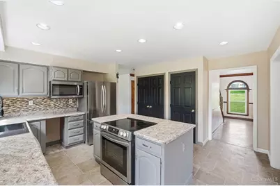 6315 Gem Stone Drive, Liberty Township, OH 45044 - Photo 13