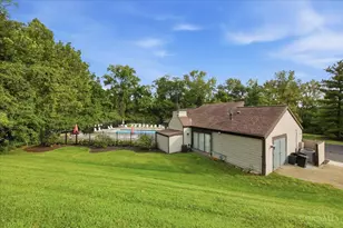 2238 Clough Ridge Dr, Anderson Township, OH 45230 - Photo 45
