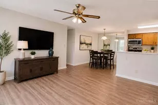 537 Aspen Glen Dr, Union Township, OH 45244 - Photo 15