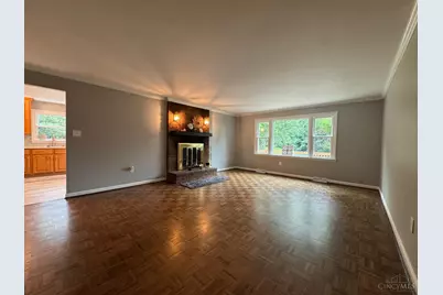 5569 Goldcrest Drive, Green Township, OH 45238 - Photo 9