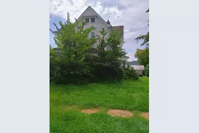 200 E Eighth Street, Manchester, OH 45144 - Photo 5