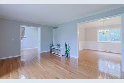 427 Flemridge Court, Wyoming, OH 45231 - Photo 7