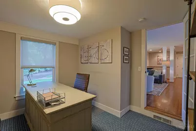 211 Hilltop Lane, Wyoming, OH 45215 - Photo 21