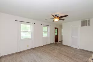 701 Easter Dr, Carlisle, OH 45005 - Photo 5