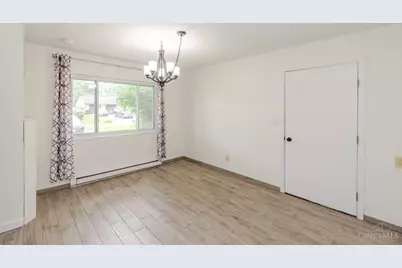 701 Easter Drive, Carlisle, OH 45005 - Photo 11
