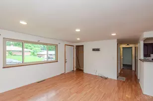 626 Upland Dr, West Carrollton, OH 45449 - Photo 5