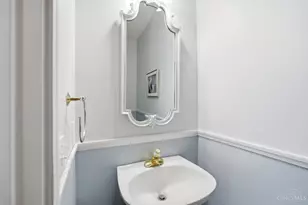 1013 Bayhill Ln, Miami Township, OH 45140 - Photo 29