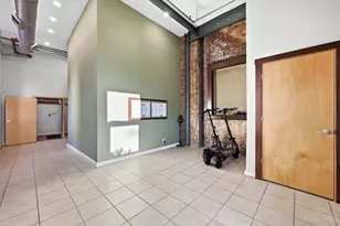 1237 Vine St, Cincinnati, OH 45202 - Photo 27
