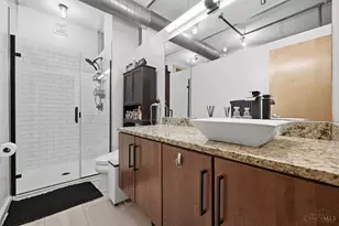 1237 Vine St, Cincinnati, OH 45202 - Photo 23