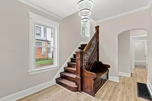 1860 Kinney Ave, Cincinnati, OH 45207 - Photo 5