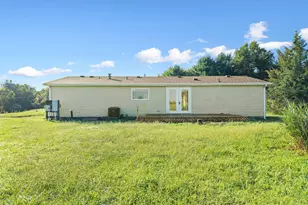 729 Francis Rd, Lewis Township, OH 45120 - Photo 7