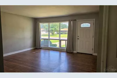 938 Hicks Boulevard, Fairfield, OH 45014 - Photo 5
