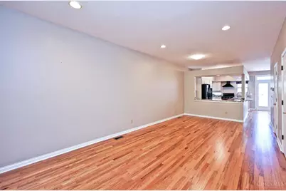 940 Weninger Circle, Cincinnati, OH 45203 - Photo 3