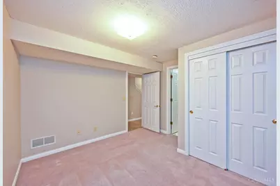 940 Weninger Circle, Cincinnati, OH 45203 - Photo 33
