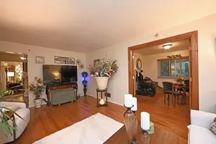 12012 Cantrell Dr, Springdale, OH 45246 - Photo 9