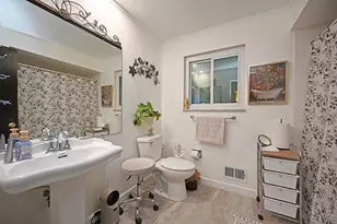 12012 Cantrell Dr, Springdale, OH 45246 - Photo 37