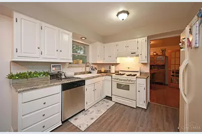 12012 Cantrell Drive, Cincinnati, OH 45246 - Photo 13