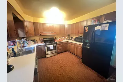 231 S Main Street, Bethel, OH 45106 - Photo 3