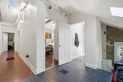 215 Warner Street, Cincinnati, OH 45219 - Photo 81