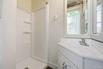 215 Warner Street, Cincinnati, OH 45219 - Photo 11