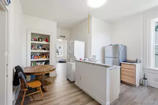 215 Warner St, Cincinnati, OH 45219 - Photo 57
