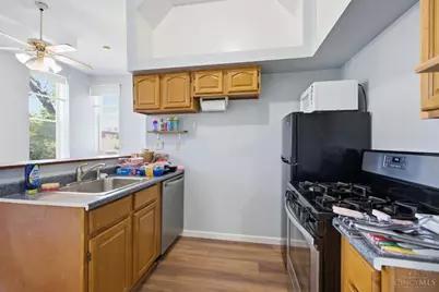 215 Warner Street, Cincinnati, OH 45219 - Photo 7