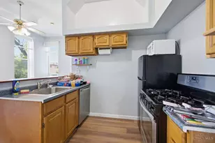215 Warner St, Cincinnati, OH 45219 - Photo 21