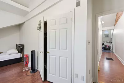 215 Warner Street, Cincinnati, OH 45219 - Photo 89