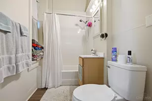 215 Warner St, Cincinnati, OH 45219 - Photo 69
