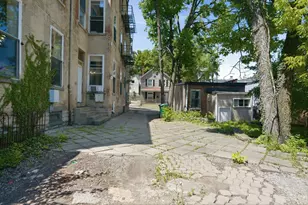 215 Warner St, Cincinnati, OH 45219 - Photo 15