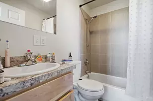 215 Warner St, Cincinnati, OH 45219 - Photo 45