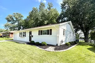 27 Lawndale Ave, Lebanon, OH 45036 - Photo 3
