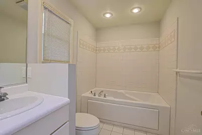 520 Missouri Avenue, Cincinnati, OH 45226 - Photo 15