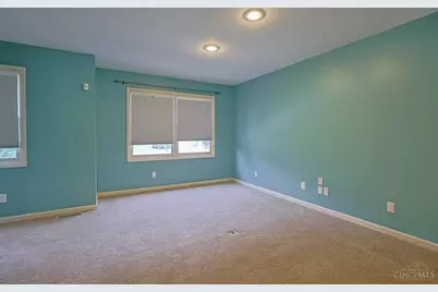 520 Missouri Avenue, Cincinnati, OH 45226 - Photo 17