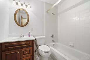 890 Summerfield Ln, Springdale, OH 45240 - Photo 7