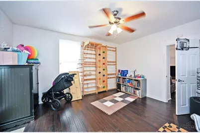 1730 Fairfax Avenue, Cincinnati, OH 45207 - Photo 19