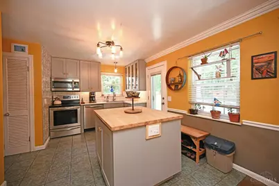 6570 Baywood Lane, Cincinnati, OH 45224 - Photo 19