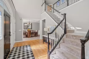 2077 Anderson Cove Ln, Anderson Township, OH 45244 - Photo 3